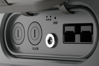 Dometic 40 Ah Portable Lithium Battery