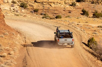 Kuat Ibex Truck Bed Rack - Mid-Size - Short-Bed - Sandy Black