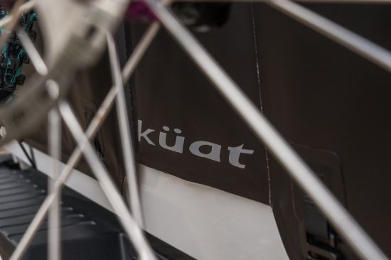 Kuat Huk 61 Inch Curved Tailgate pad - 6 Bike Full Size