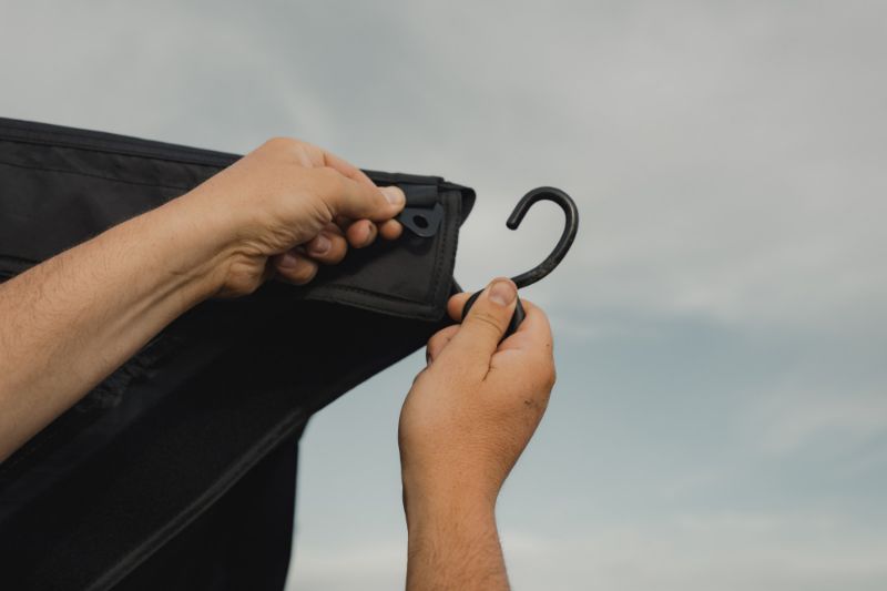 ROAM ARC 180 Awning
