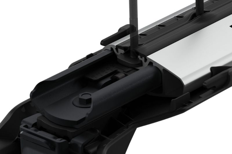 Thule WingBar Edge 113 cm (44 in.) Silver (1 pack)