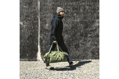 Thule CHASM 70L DUFFEL BAG OLIVINE
