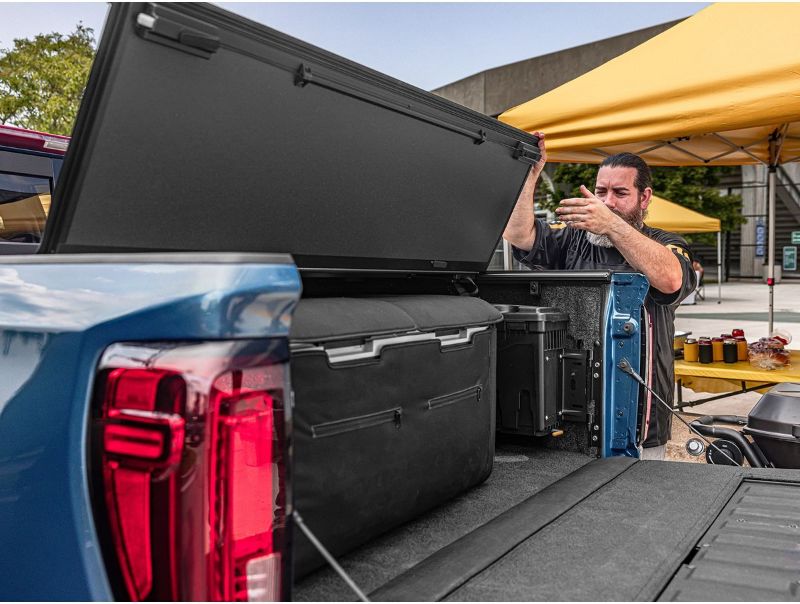 Picture of Bak Industries BAKFlip MX4 Tonneau Cover - 448203
