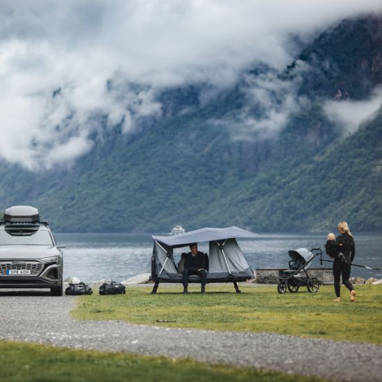 Picture of Thule Outset Hitch Mounted Tent