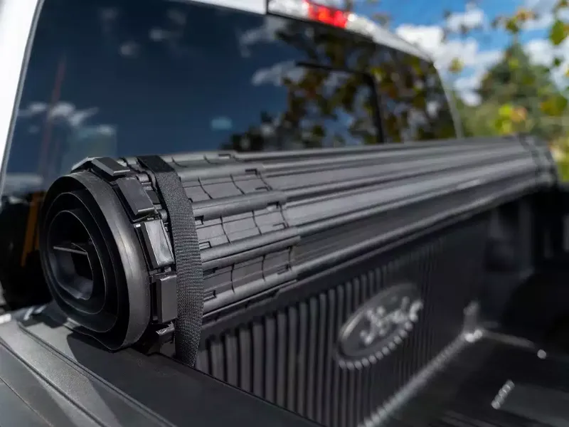 Picture of Bak Industries Revolver X4s Tonneau Cover - 80447