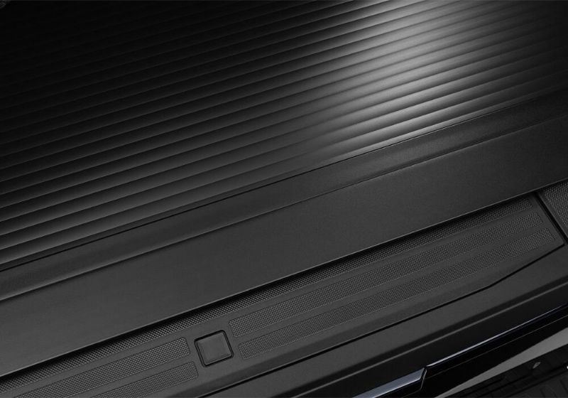 Picture of RetraxONE XR Tonneau Cover - T-60842
