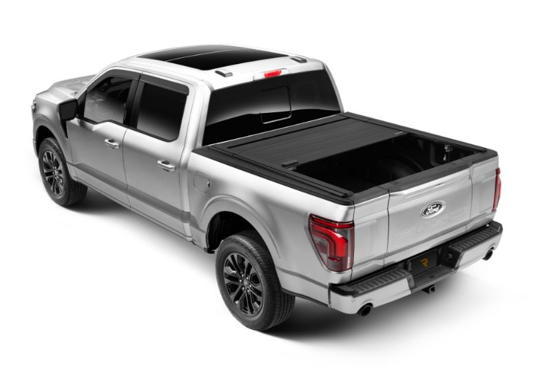 Picture of RetraxPRO FRC-4000 Retractable Tonneau Cover - 2020-2026 Chevrolet Silverado/GMC Sierra 2500/3500 (6'9" Bed) - R-T-80484