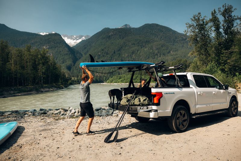 Picture of Thule XSCAPE Upright - Bed Rails