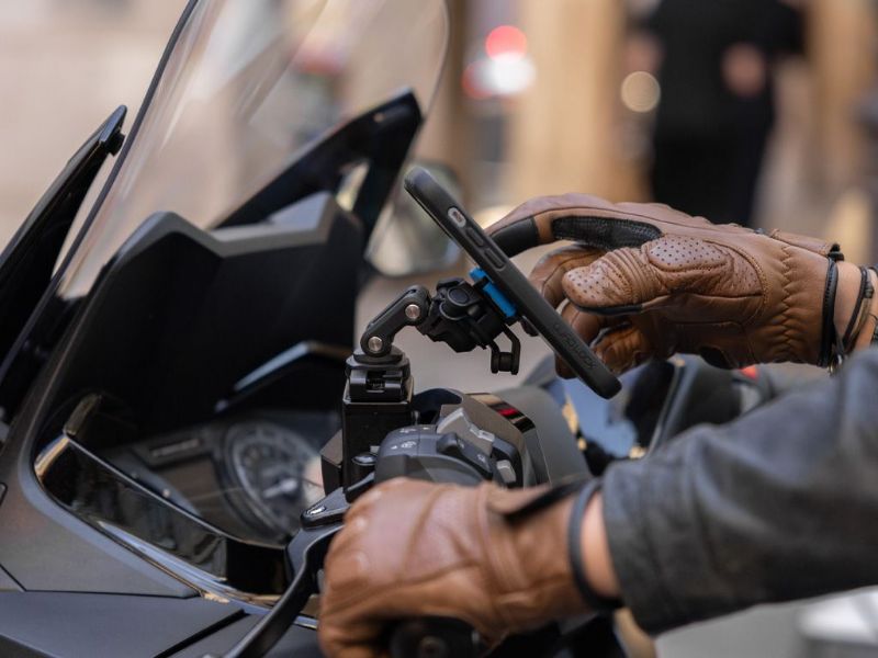 Picture of Quad Lock Motorcycle Brake Reservoir Mount - V2