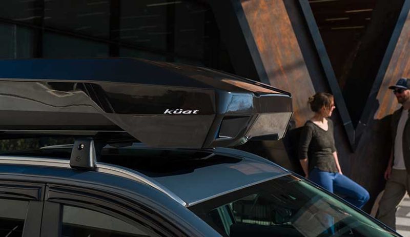 Picture of Kuat Varial XL - Rooftop Cargo Box - 18 Cubic Feet - Bronze on Black